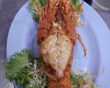 รูปขั้นตอนการทำที่ 4 ของ กุ้งมังกรทอดราดซอสเปรี้ยวหวาน