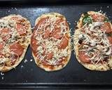 A picture of step 2 of Naan easy personal pizzas.