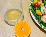 A picture of step 6 of Salad "Wreath" of spinach with shrimps and tangerine.