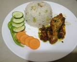 A picture of step 4 of Fried chicken with vegetable rice.