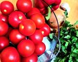 A picture of step 1 of Heirloom tomatoes marinated.