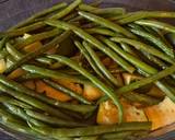 A picture of step 4 of Green beans and courgette salad.