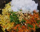 A picture of step 4 of Egg & vegetable stir fried rice.