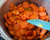 A picture of step 1 of Carrot halva.