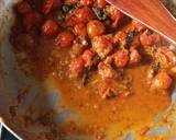 A picture of step 2 of Homemade pasta with cherry tomatoes sauce.