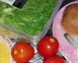 A picture of step 2 of Home-made burgers.