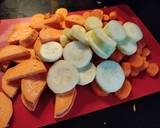 A picture of step 1 of Courgette, carrot and sweet potato soup.