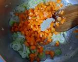 A picture of step 3 of Green maize- red bean salsa with vegetables.