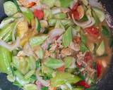 รูปขั้นตอนการทำที่ 2 ของ ผัดผักเปรี้ยวหวาน