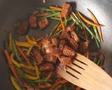 A picture of step 3 of Pork & Veggie Stir Fry Noodles.