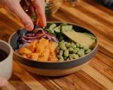 A picture of step 8 of Salmon Poke.