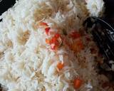 A picture of step 4 of Simple vegetable rice.