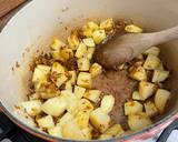 A picture of step 2 of Aubergine and potato curry.