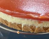 A picture of step 4 of Lemon cheesecake with tomato jelly topping.