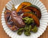 A picture of step 4 of Fresh Vegetables fried with Butter and soy sauce.