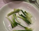 A picture of step 6 of Steamed Grass carp with assorted vegetables in Cantonese style.