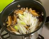 A picture of step 3 of Shiitake Mushroom Soup.