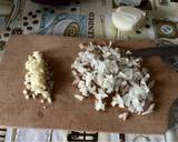 A picture of step 1 of Creamy mushroom risotto.