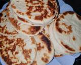 A picture of step 2 of Naan bread with pumpkin soup.