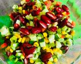 A picture of step 3 of Vegetable salad with red beans.