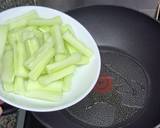 รูปขั้นตอนการทำที่ 4 ของ เนื้อผัดแตงกวา