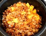 A picture of step 4 of Potatoes with chanterelles in a slow cooker.