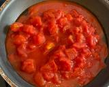 A picture of step 1 of Tomato Chicken Curry.