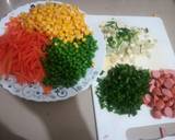 A picture of step 1 of Fried vegetable rice.