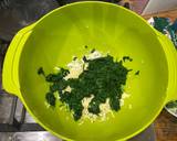 A picture of step 4 of Broccoli, feta and spinach quiche.