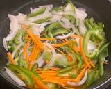 A picture of step 3 of Japchae - Korean vermicelli with meat and vegetables.