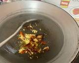 รูปขั้นตอนการทำที่ 2 ของ ถั่วลันเตาผัดใส่อกไก่