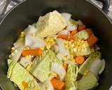 A picture of step 5 of Braised Ham Hock and Vegetables.