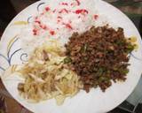 A picture of step 9 of Steamed rice served with minced meat and steamed cabbage.