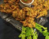 A picture of step 7 of Mix vegetable pakora.