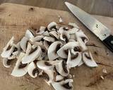 A picture of step 2 of Mushroom and Bean Pesto Pasta.