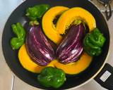 A picture of step 2 of Fresh Vegetables fried with Butter and soy sauce.