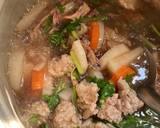 รูปขั้นตอนการทำที่ 2 ของ ต้มจืดปลาหมึกแห้งหมูสับ