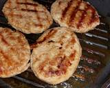 A picture of step 1 of Home-made burgers.