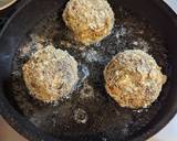 A picture of step 5 of ★ Fried stuffed shiitake mushrooms ★.