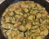 A picture of step 3 of Courgette Soup.