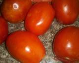 A picture of step 1 of Tomato salad.