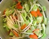 A picture of step 3 of Koya-Tofu(freeze-dried tofu) and Vegetable Stir Fry.