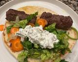 A picture of step 5 of Ćevapi Mediterranean Wraps.