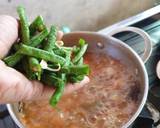 A picture of step 4 of Sour vegetables soup.